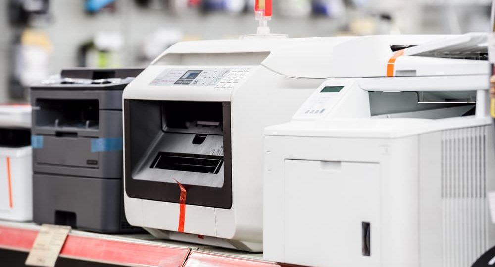 Credenciales profesionales: impresoras de tarjetas PVC ideales para negocios nicaragüenses